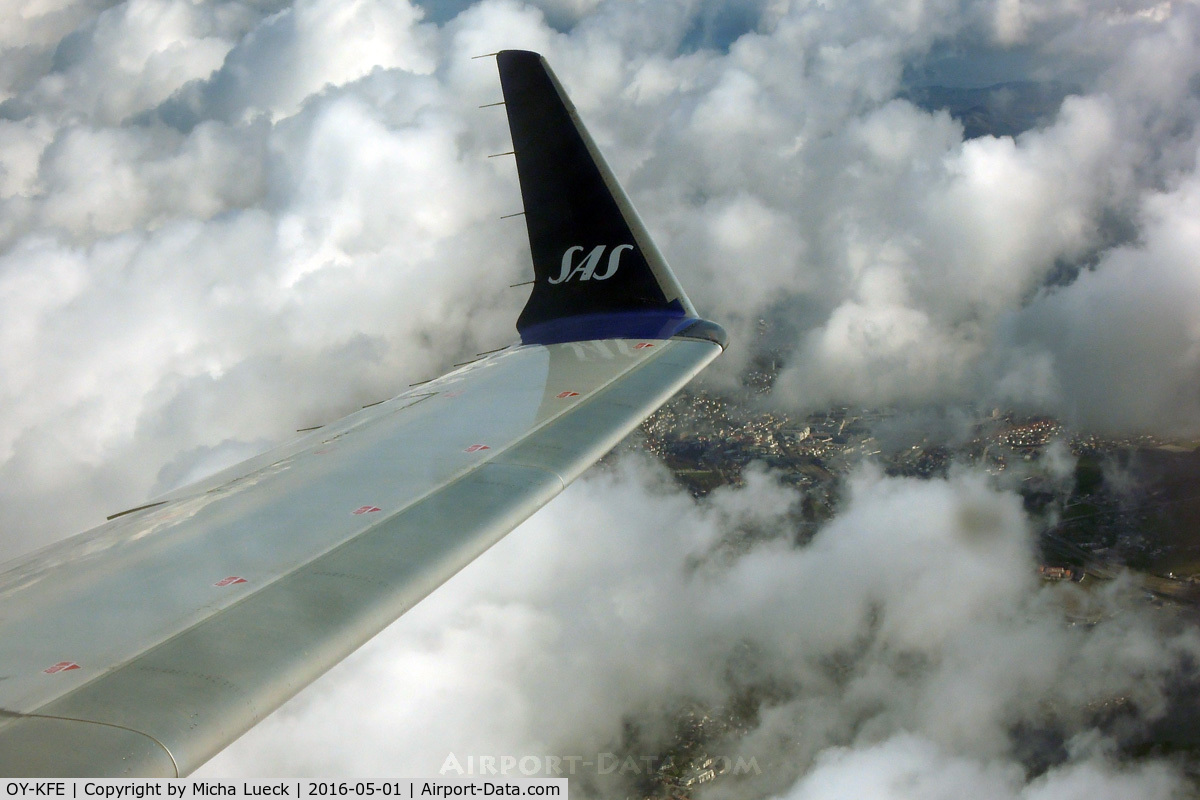 OY-KFE, 2009 Bombardier CRJ-900ER (CL-600-2D24) C/N 15224, My last glimpse of Stavanger, enroute to Copenhagen