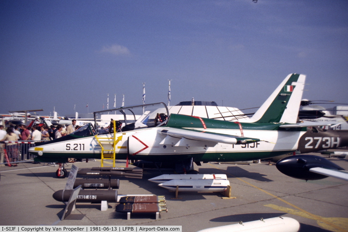 I-SIJF, 1981 SIAI-Marchetti S-211 C/N 01/002, SIAI-Marchetti S.211 shown at Le Bourget 1981
