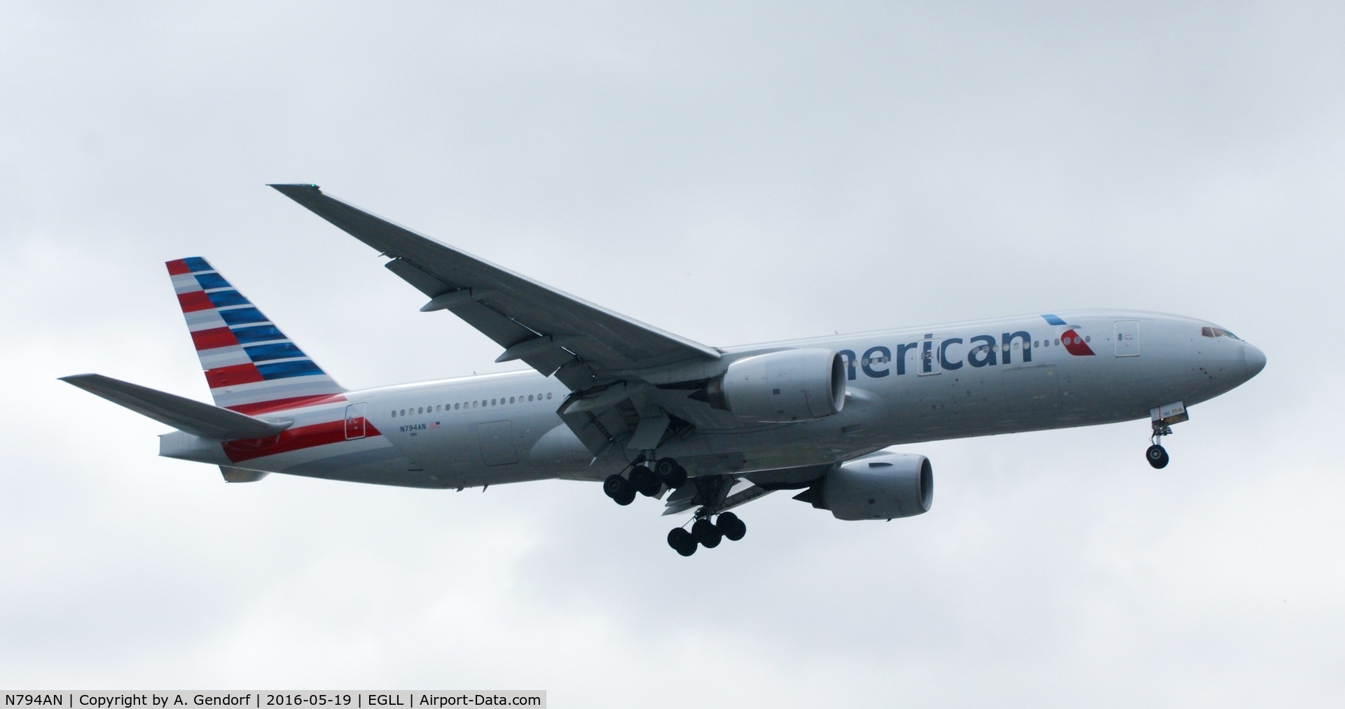 N794AN, 2000 Boeing 777-223 C/N 30256, American Airlines, seen here at London Heathrow(EGLL)
