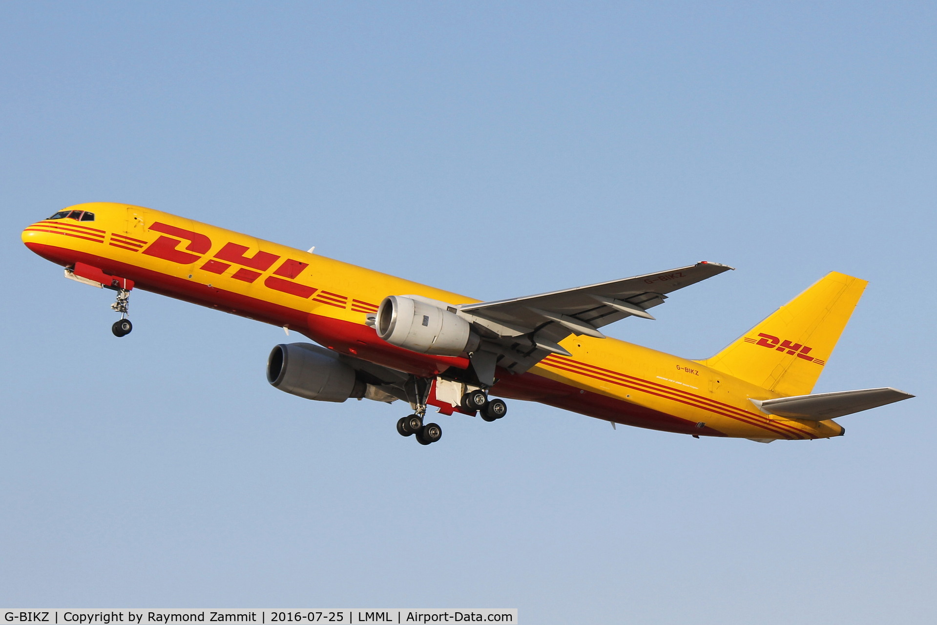 G-BIKZ, 1986 Boeing 757-236/SF C/N 23532, B757 G-BIKZ DHL