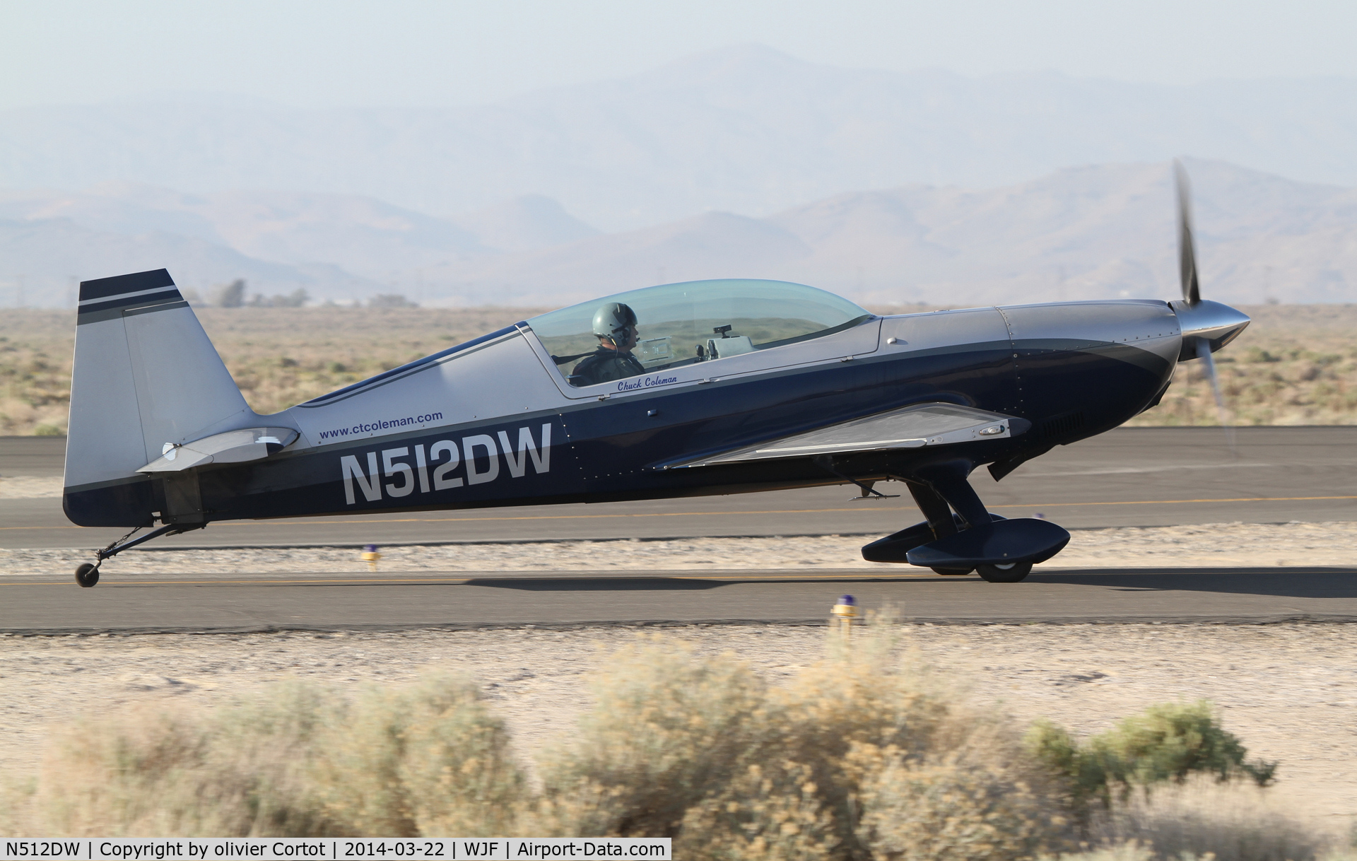 N512DW, 1996 Extra EA-300/L C/N 019, LA county airshow