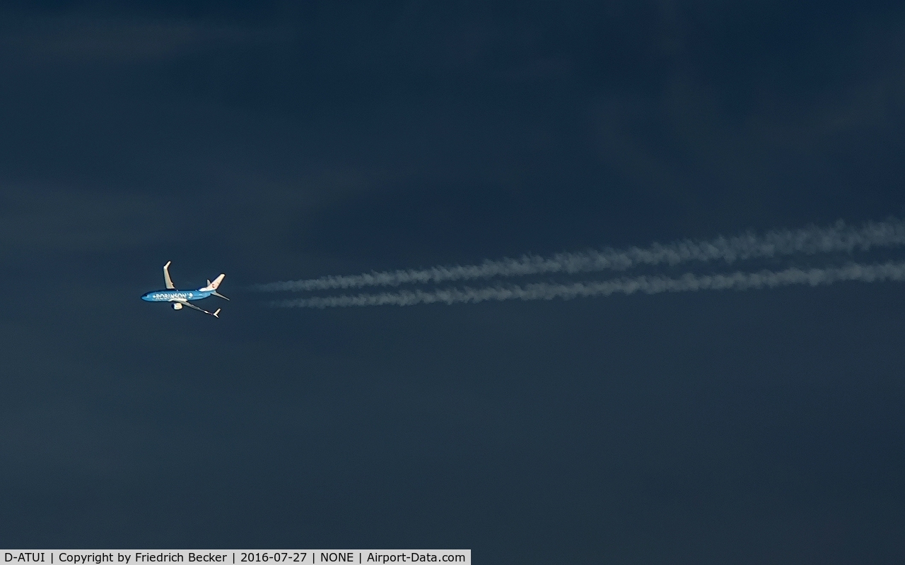 D-ATUI, 2011 Boeing 737-8K5 C/N 37252, cruising at altitude, somewhere over France