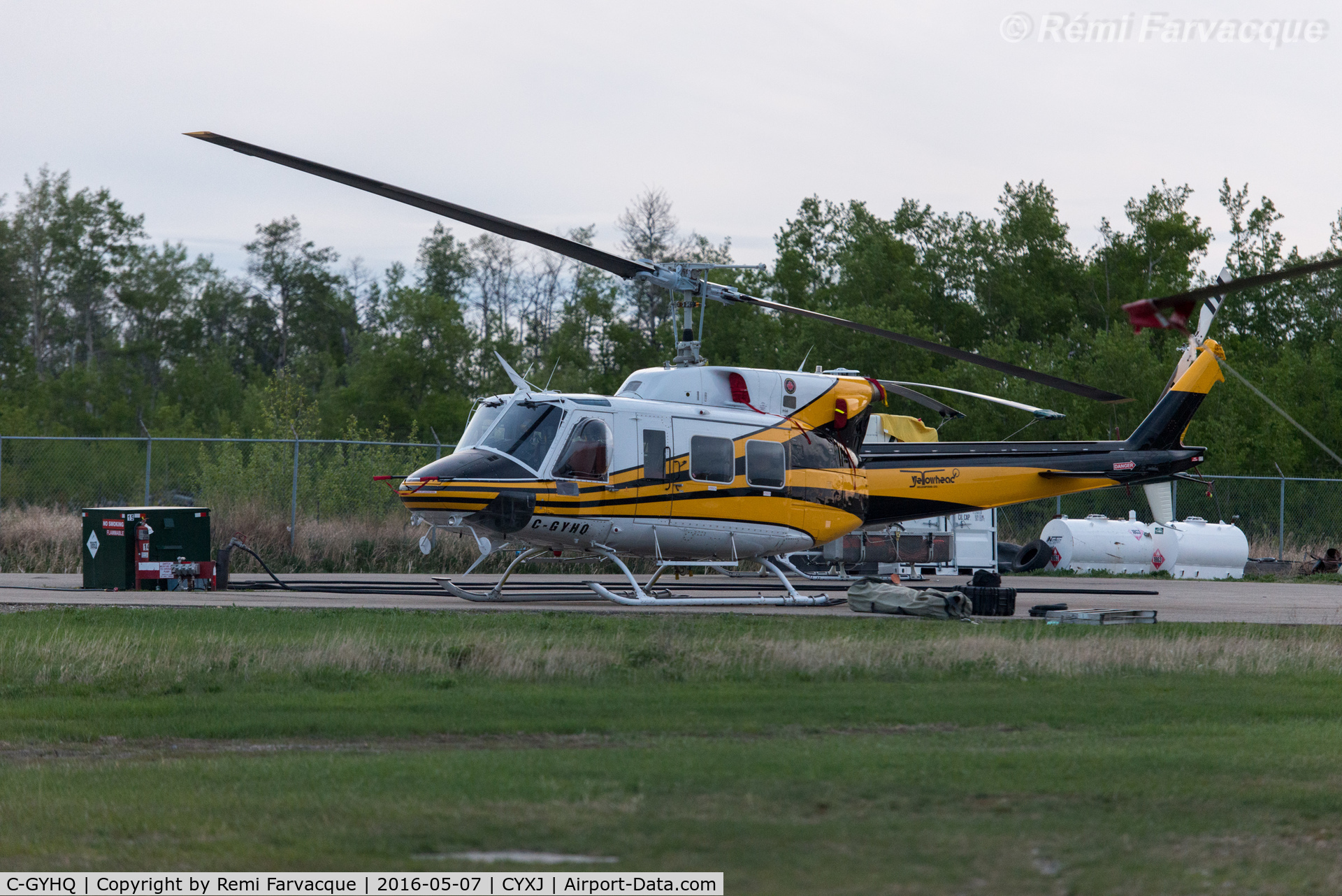 C-GYHQ, 1979 Bell 212 C/N 30933, Parked for the night while fighting forest fires.