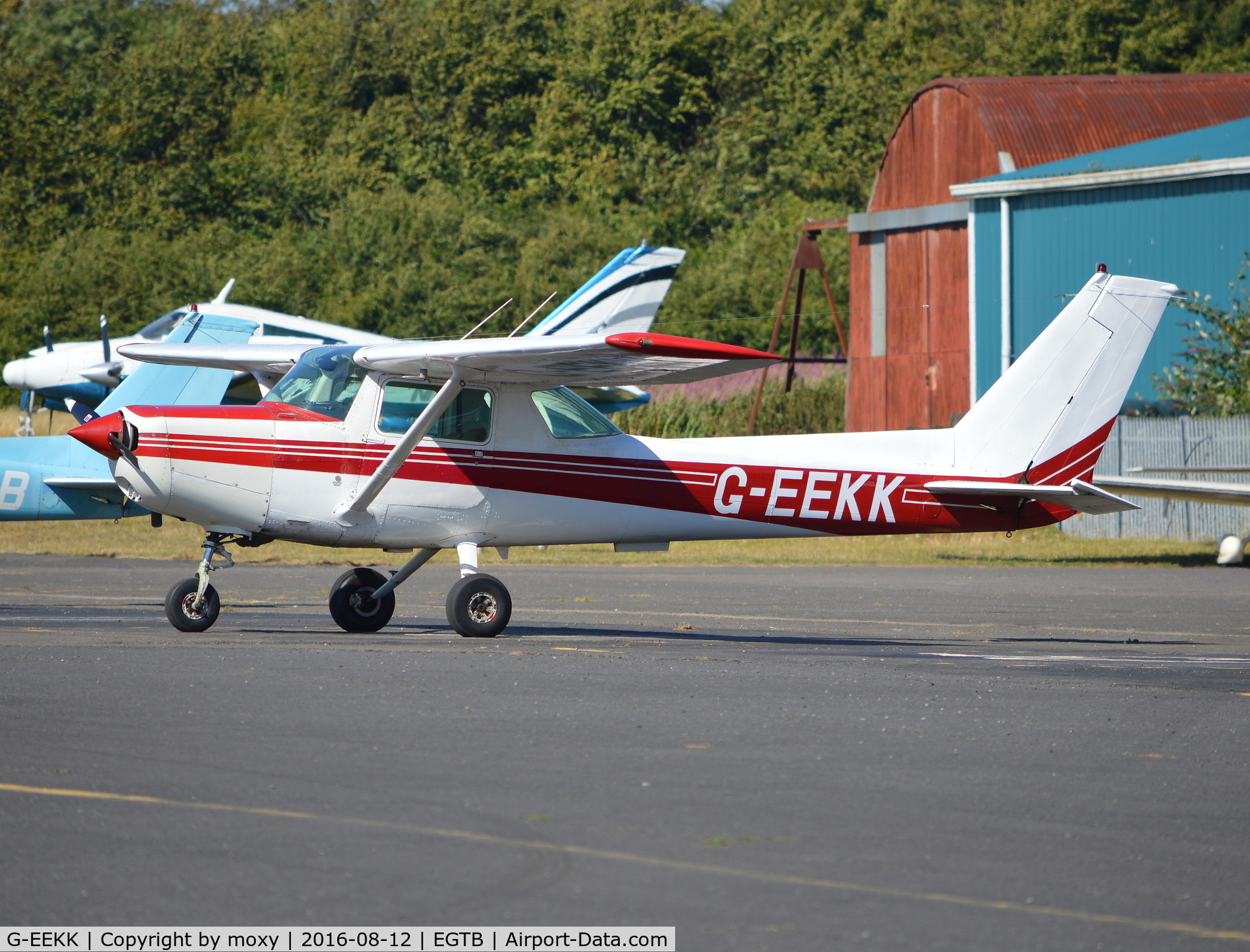 G-EEKK, 1982 Cessna 152 C/N 152-85621, Cessna 152 at Wycombe Air Park. Ex EI-CRU