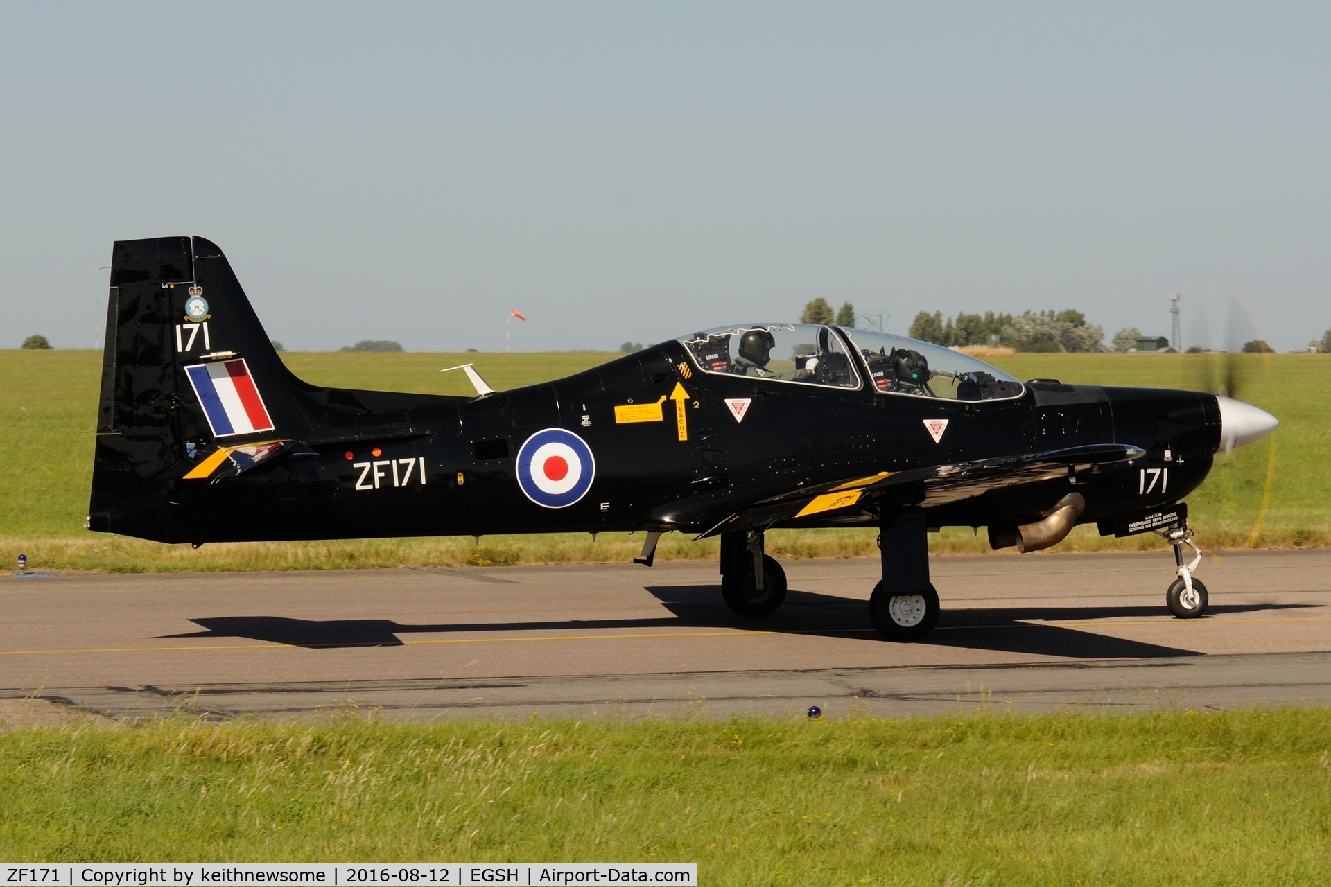 ZF171, 1989 Short S-312 Tucano T1 C/N S023/T23, Nice Visitor.