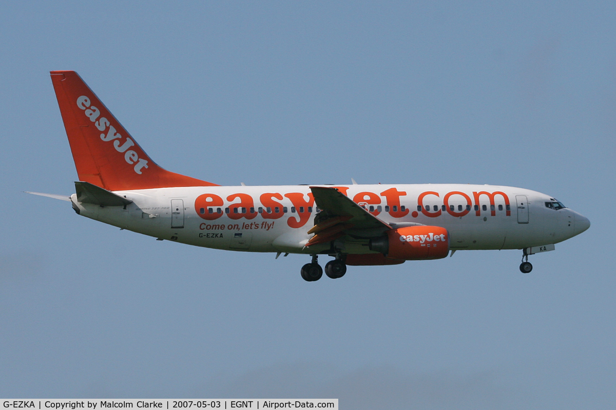 G-EZKA, 2003 Boeing 737-73V C/N 32422, Boeing 737-73V. On approach to Rwy 07 at Newcastle Airport, May 3rd 2007.