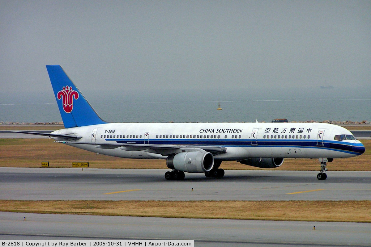 B-2818, 1991 Boeing 757-21B C/N 25259, Boeing 757-21B [25259] (China Southern Airlines) Hong Kong Int'l~B 31/10/2005