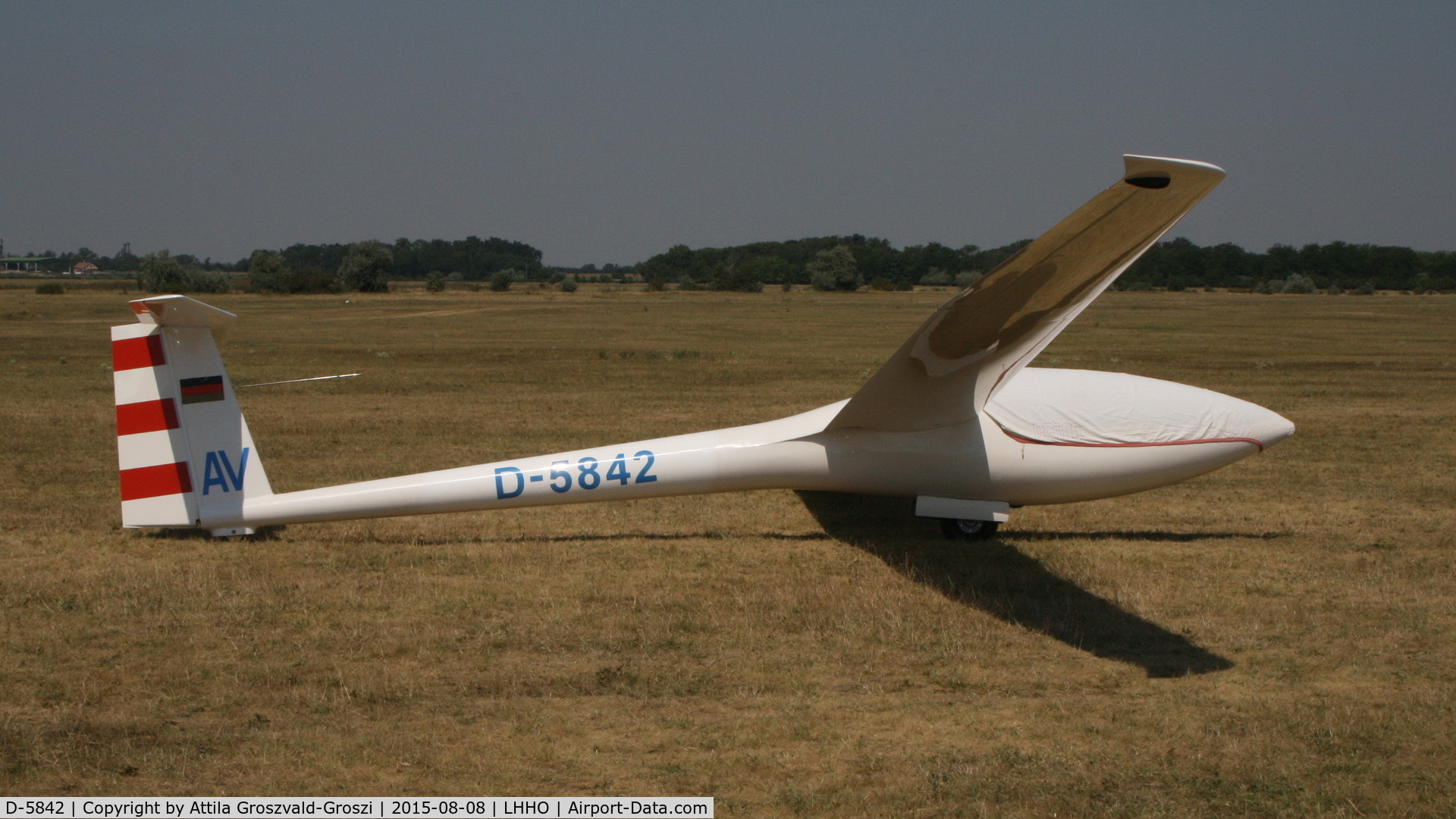 D-5842, 1981 Glaser-Dirks DG-100G Elan C/N E89 G61, Hajdúszoboszló Airport, Hungary - 60. Hungary Gliding National Championship and third Civis Thermal Cup, 2015