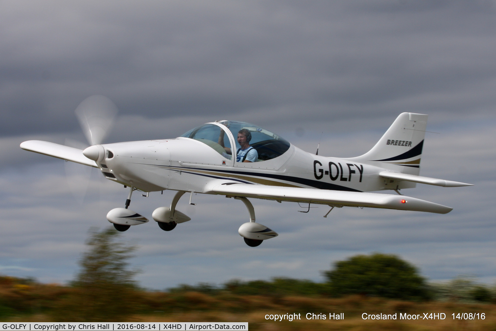 G-OLFY, 2014 Breezer B600 LSA C/N 028LSA, at Crosland Moor