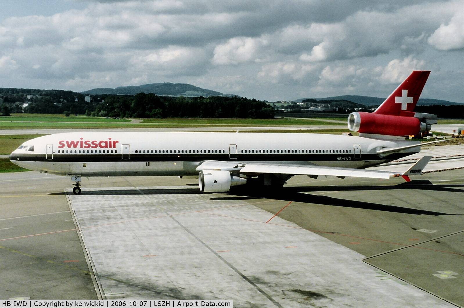 HB-IWD, 1991 McDonnell Douglas MD-11 C/N 48446, Swissair