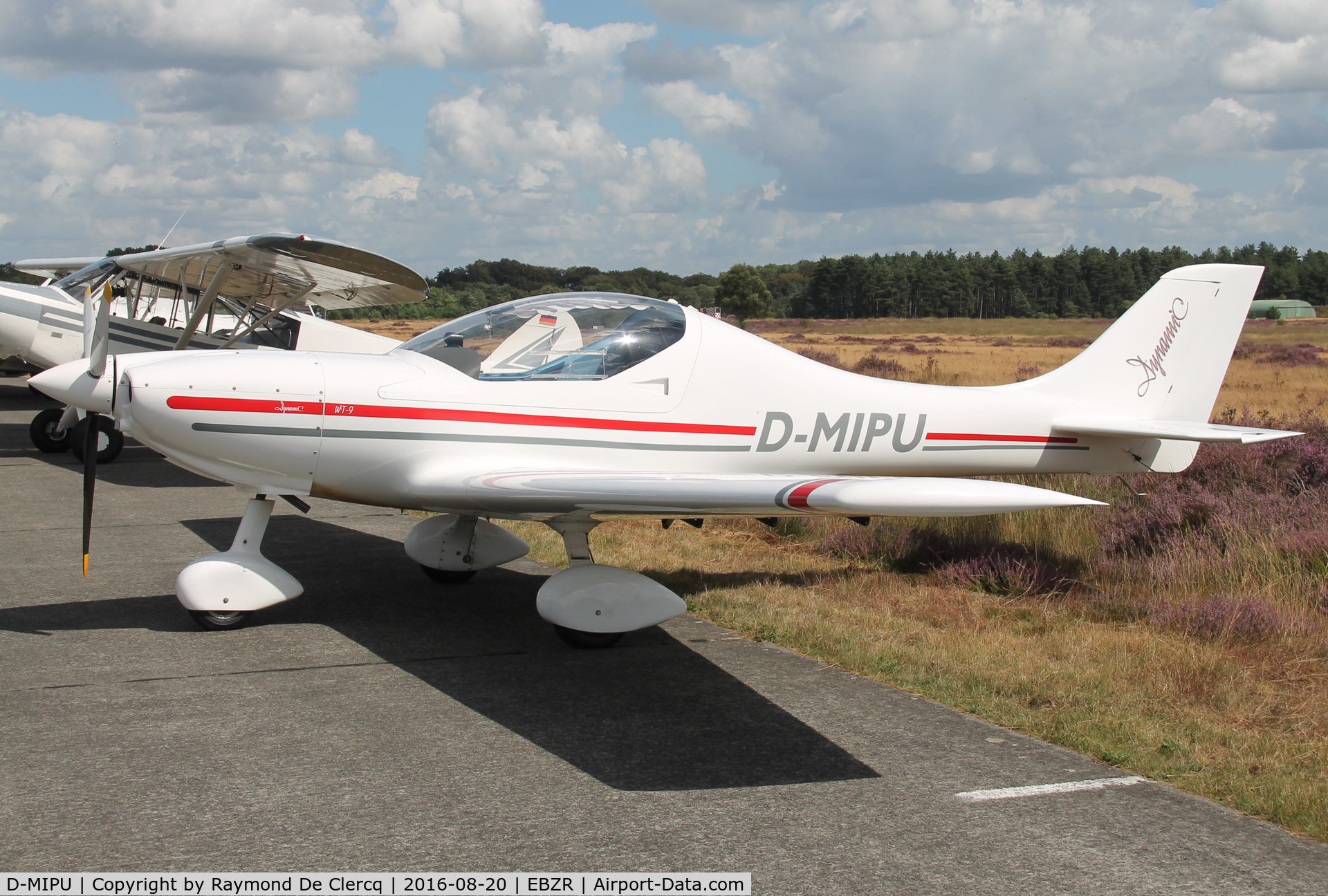 D-MIPU, 2007 Aerospool WT-9 Dynamic C/N DYK18/2007, Zoersel fly in.