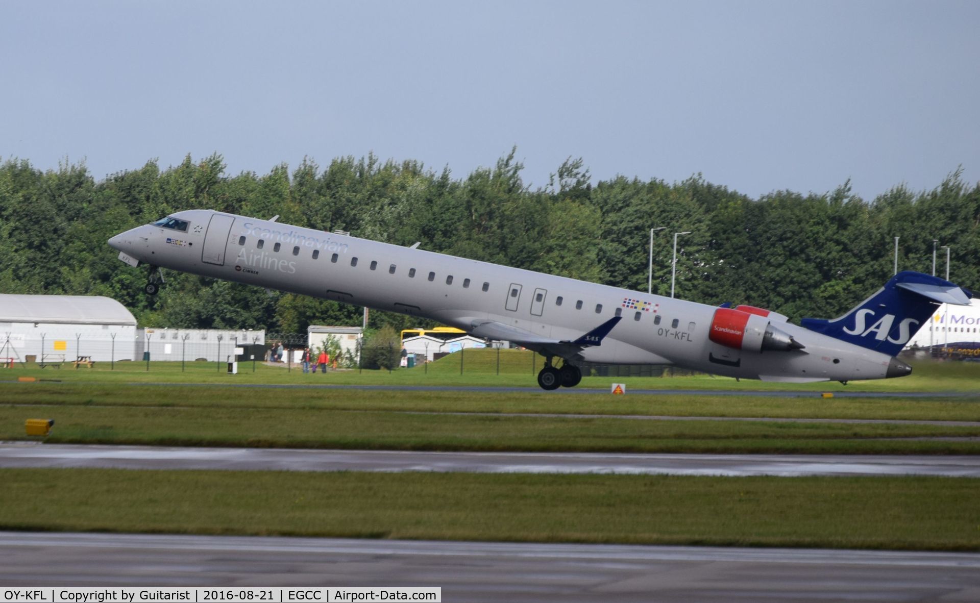 OY-KFL, 2009 Bombardier CRJ-900 NG (CL-600-2D24) C/N 15246, At Manchester