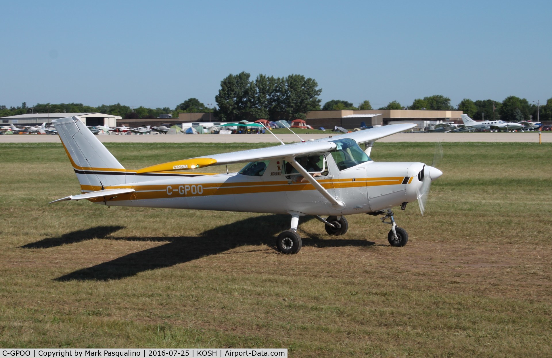 C-GPOO, 1982 Cessna 152 C/N 15285493, Cessna 152