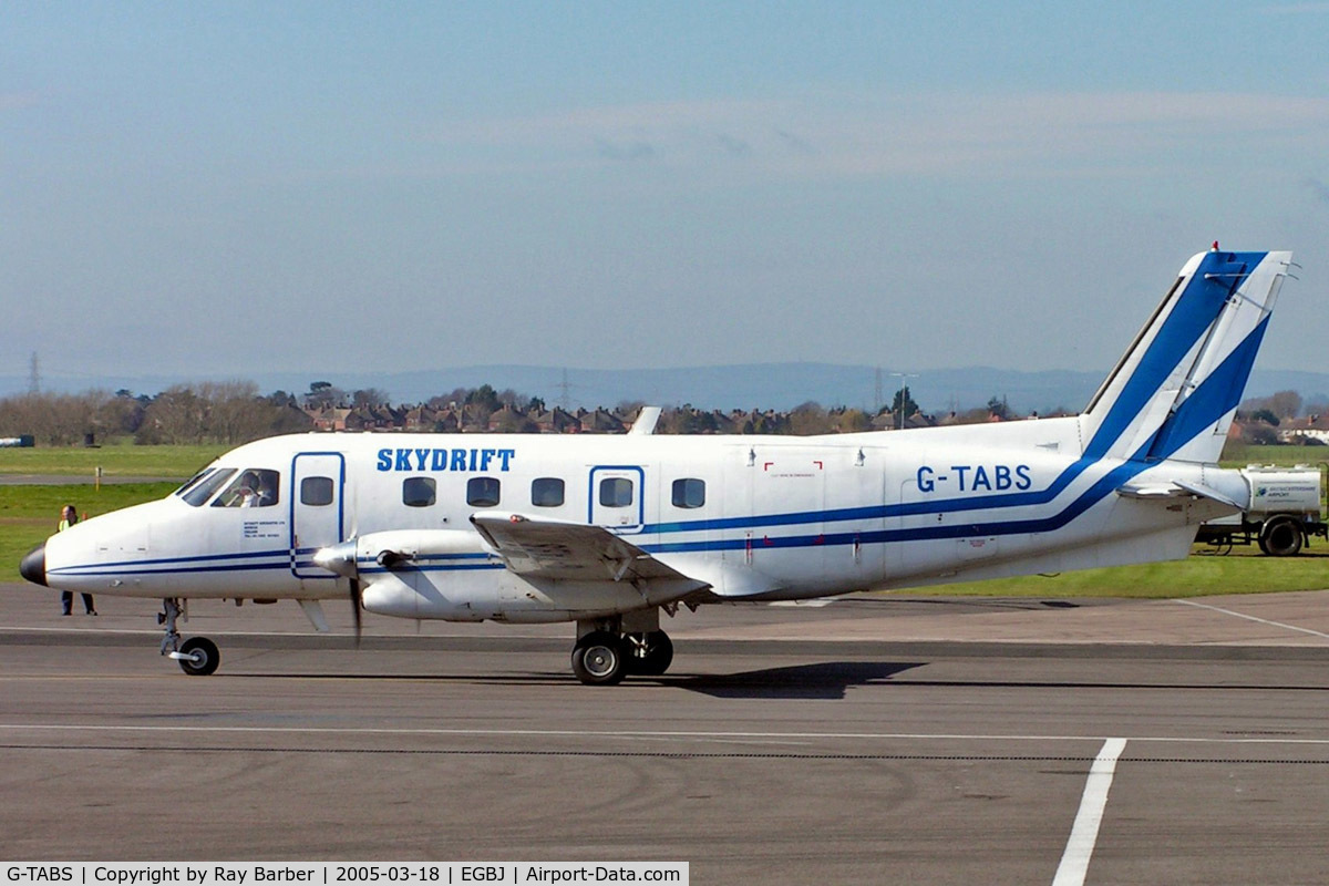 G-TABS, 1979 Embraer EMB-110P1 Bandeirante C/N 110.212, Embraer Emb-110P1 Bandeirante [110212] (Skydrift) Staverton~G 18/03/2005