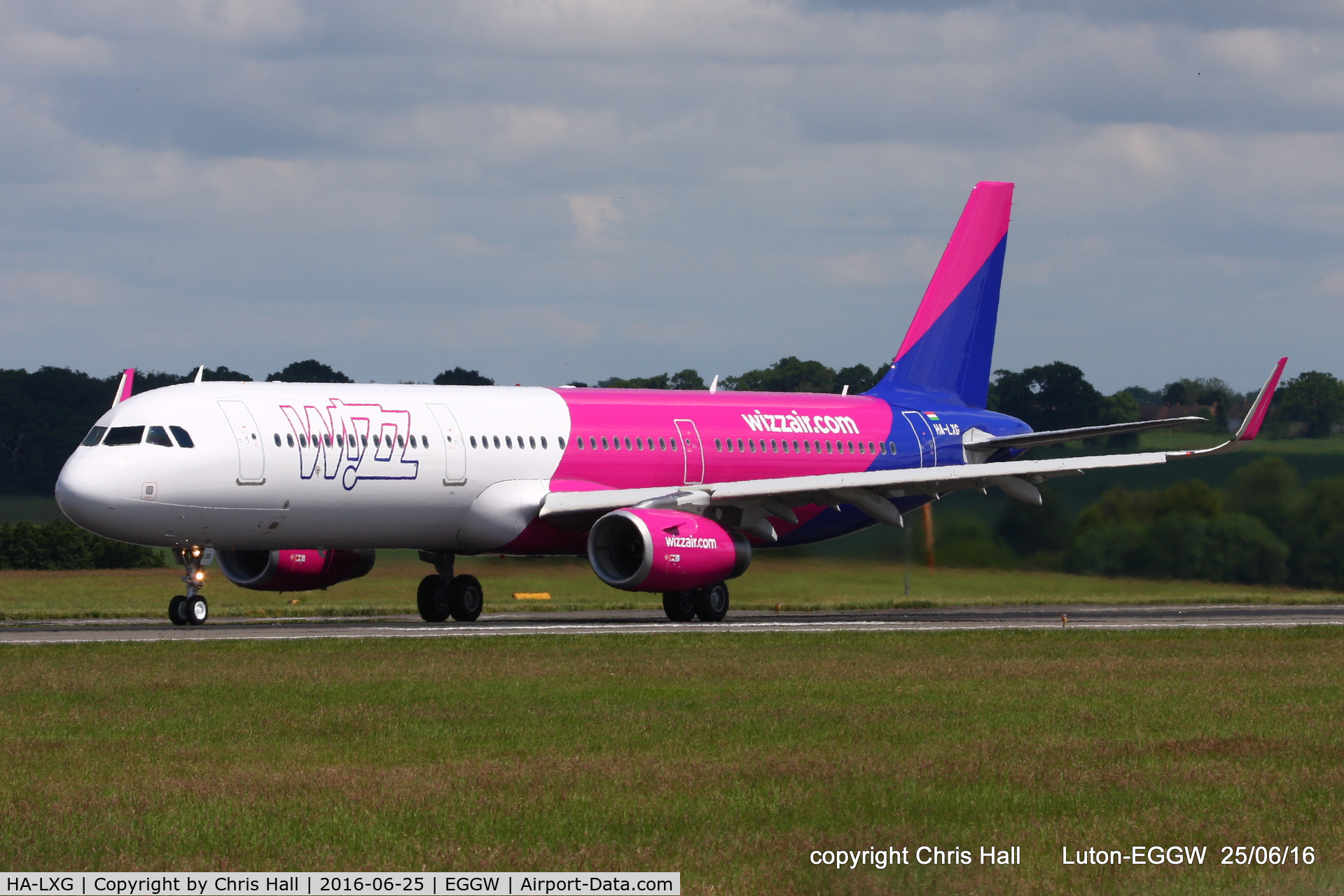 HA-LXG, 2016 Airbus A321-231 C/N 7182, Wizzair