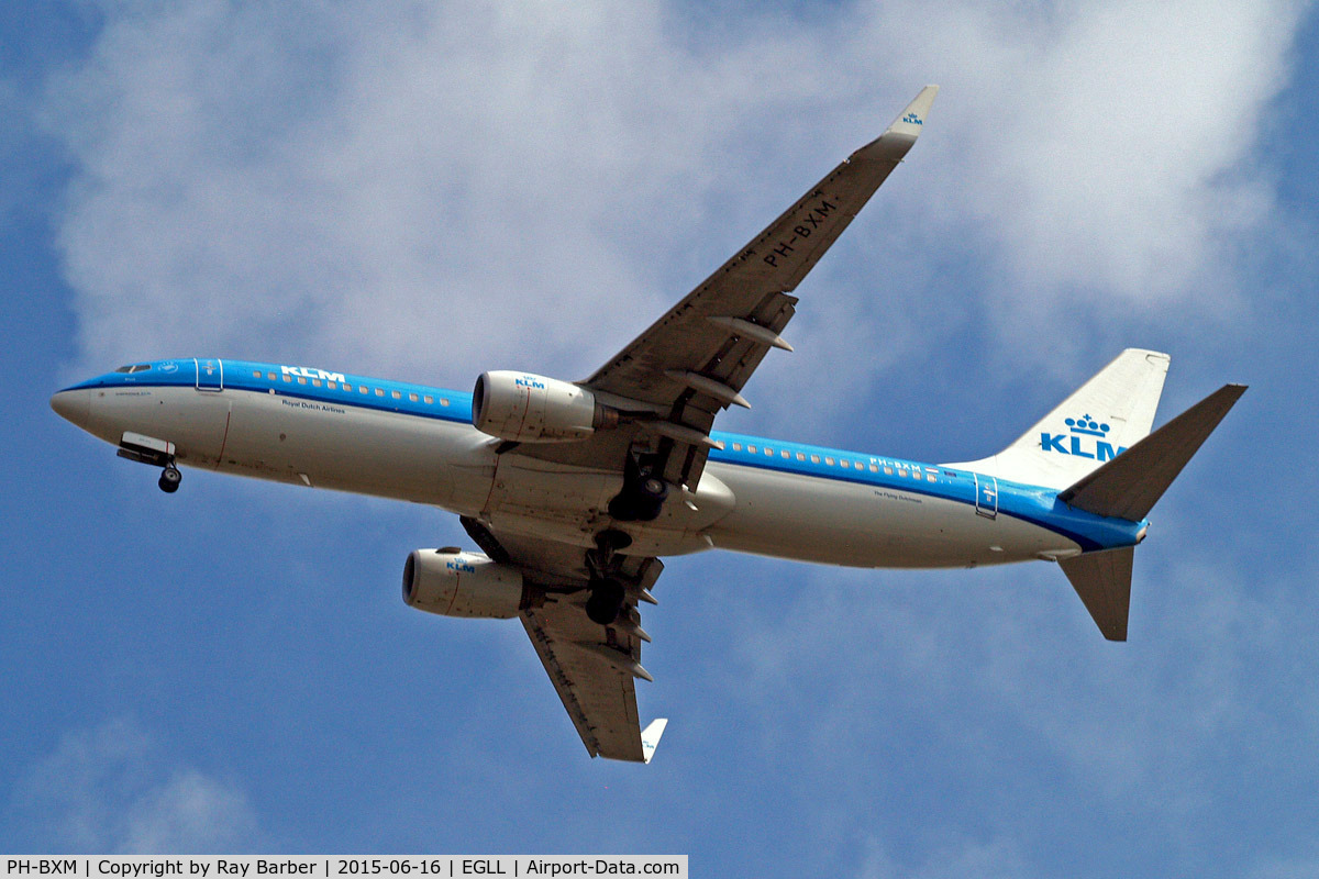PH-BXM, 2000 Boeing 737-8K2 C/N 30355, Boeing 737-8K2 [30355] (KLM Royal Dutch Airlines) Home~G 16/06/2015. On approach 27R.