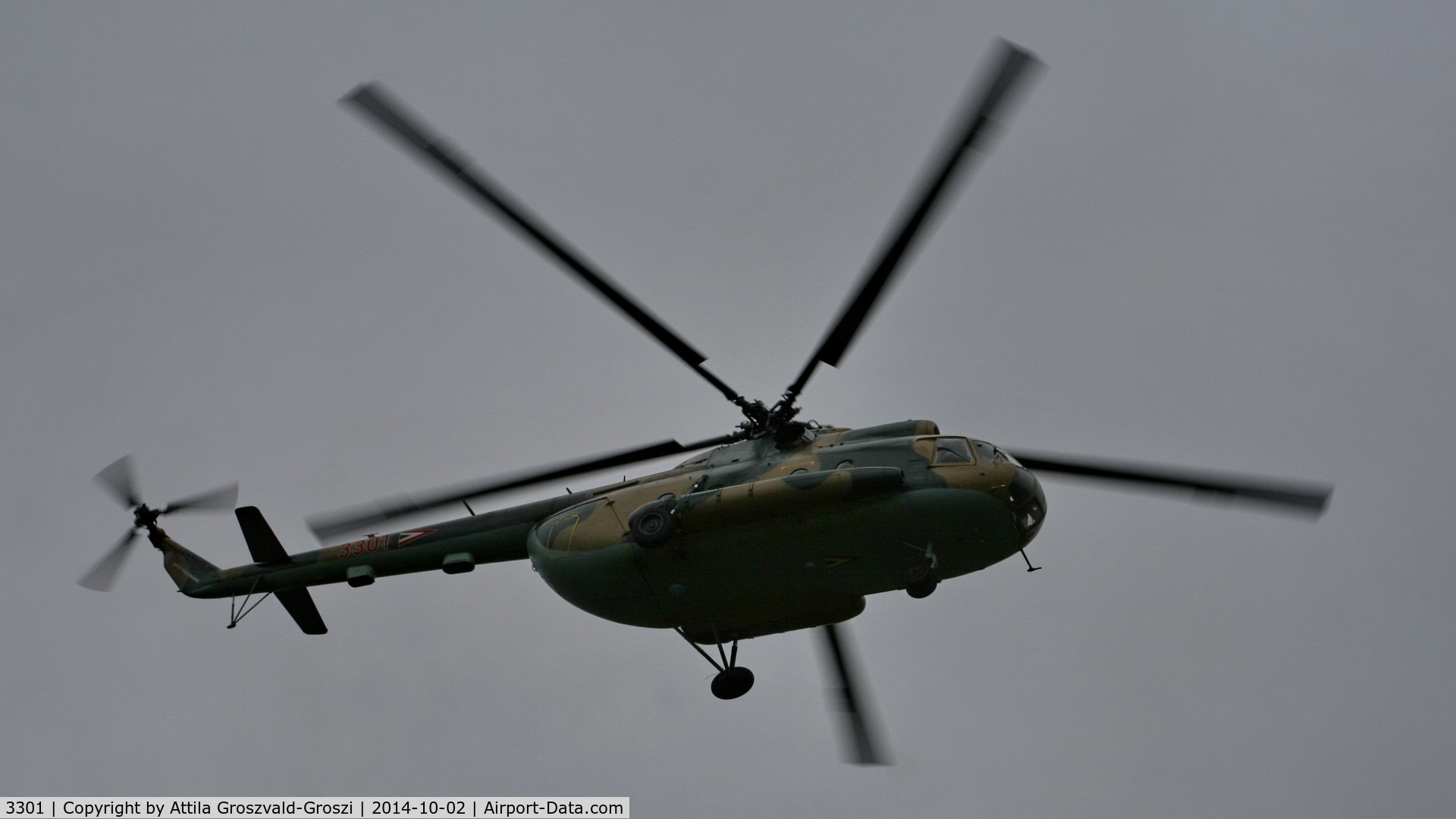 3301, 1988 Mil Mi-8T Hip C/N 98841201, Veszprém-Jutas újmajor, Hungarian airforce training base
