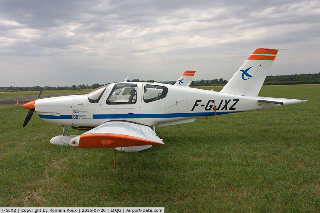 F-GJXZ, Socata TB-10 Tobago C/N 1495, Parked