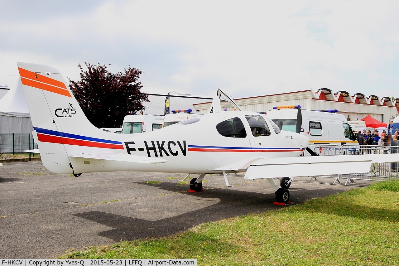 F-HKCV, 2012 Cirrus SR20 C/N 2214, Cirrus SR20, Static display, La Ferté-Alais airfield (LFFQ) Air show 2015