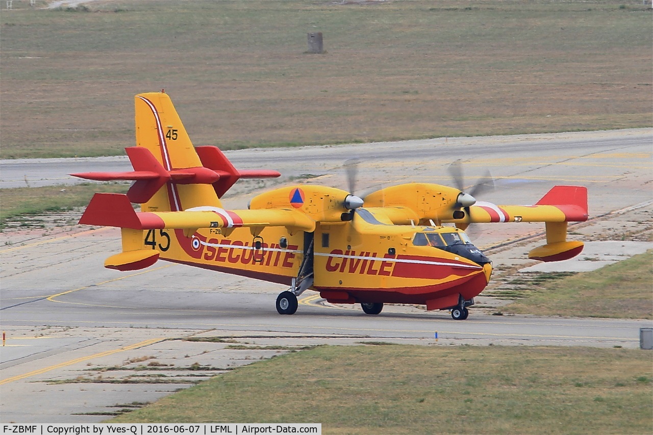 F-ZBMF, Canadair CL-215-6B11 CL-415 C/N 2045, Canadair CL-415, Taxiing to parking area, Marseille-Provence Airport (LFML-MRS)
