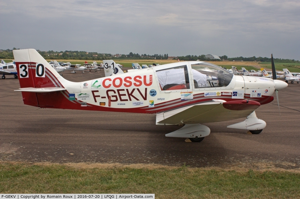 F-GEKV, Robin DR-400-120 C/N 1746, Parked