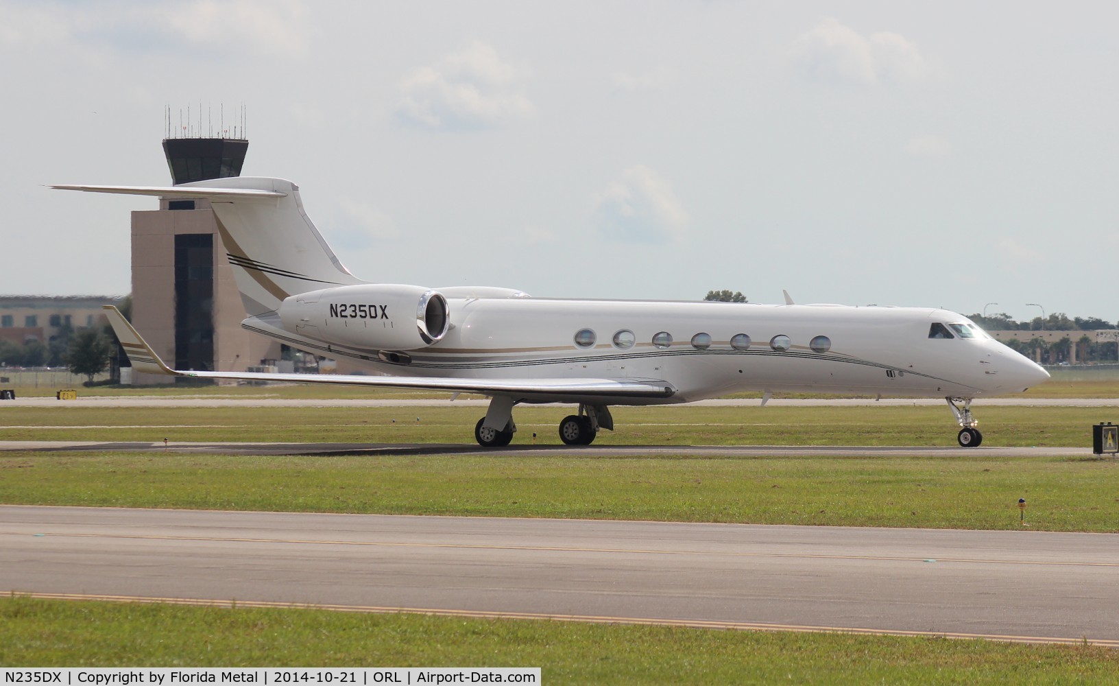 N235DX, 2005 Gulfstream Aerospace GV-SP (G550) C/N 5085, Gulfstream 550