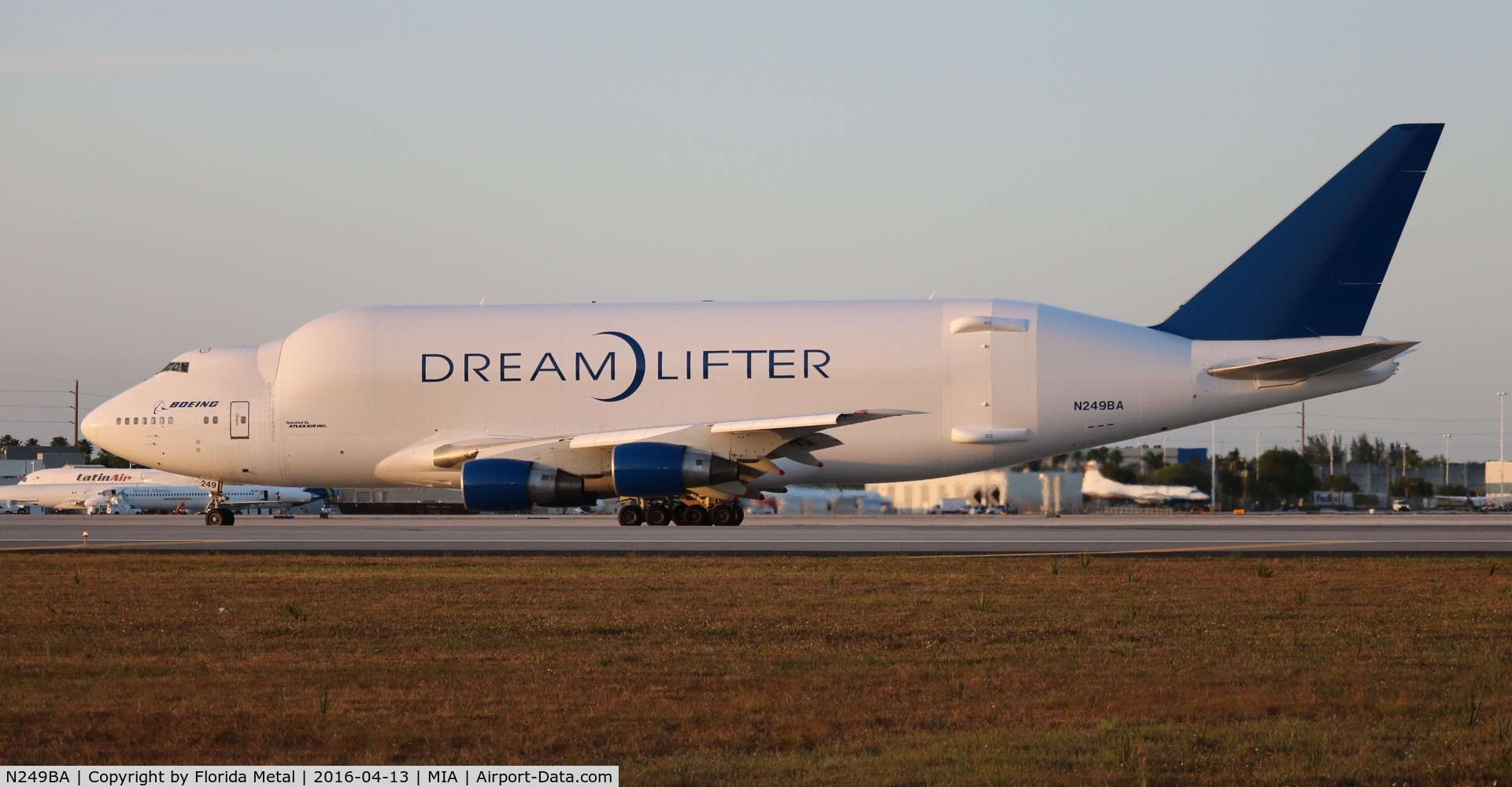 N249BA, 1989 Boeing 747-409LCF C/N 24309, Dreamlifter