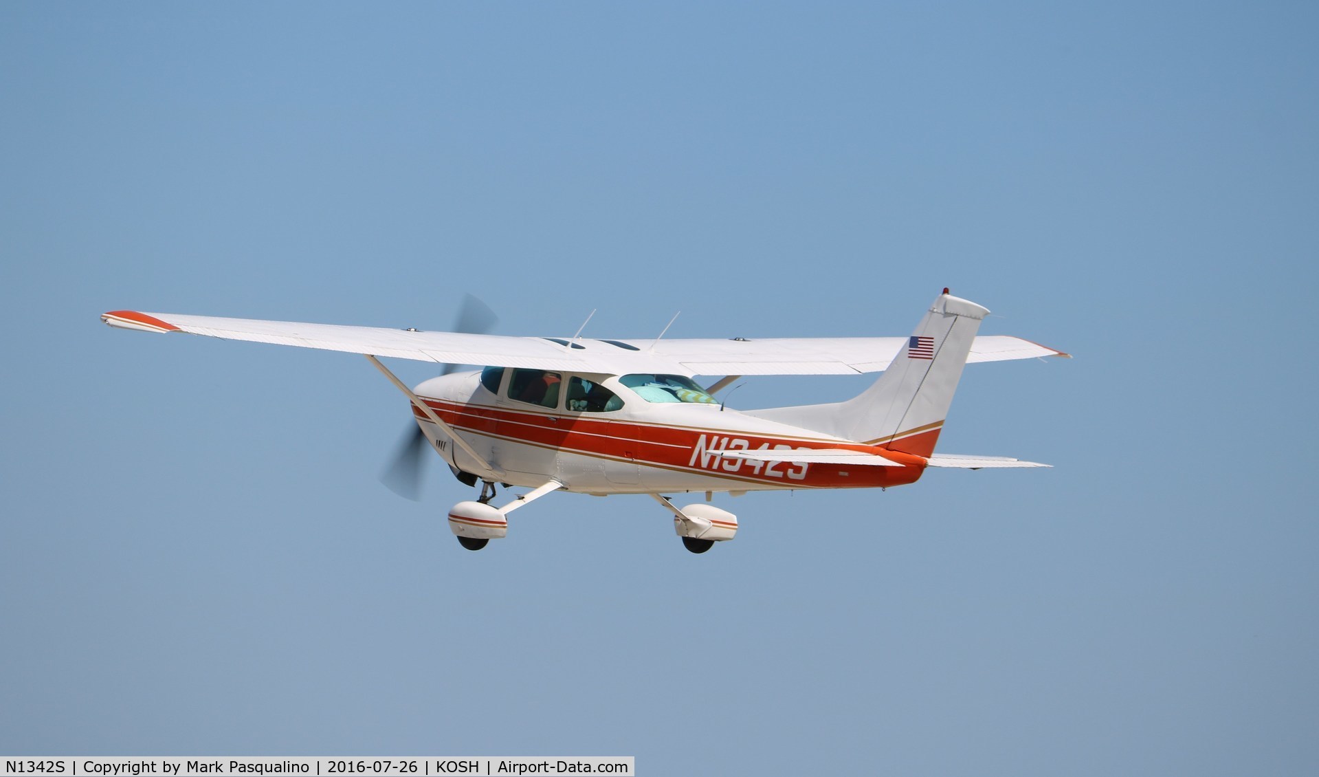 N1342S, 1976 Cessna 182P Skylane C/N 18264905, Cessna 182P