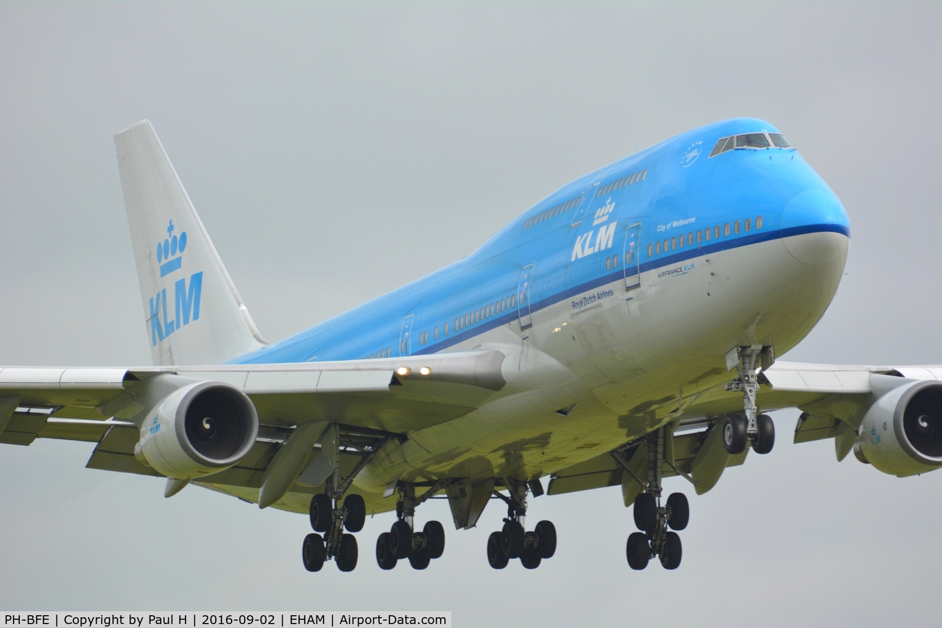 PH-BFE, 1990 Boeing 747-406BC C/N 24201, B-747 on final approach at the Polderbaan