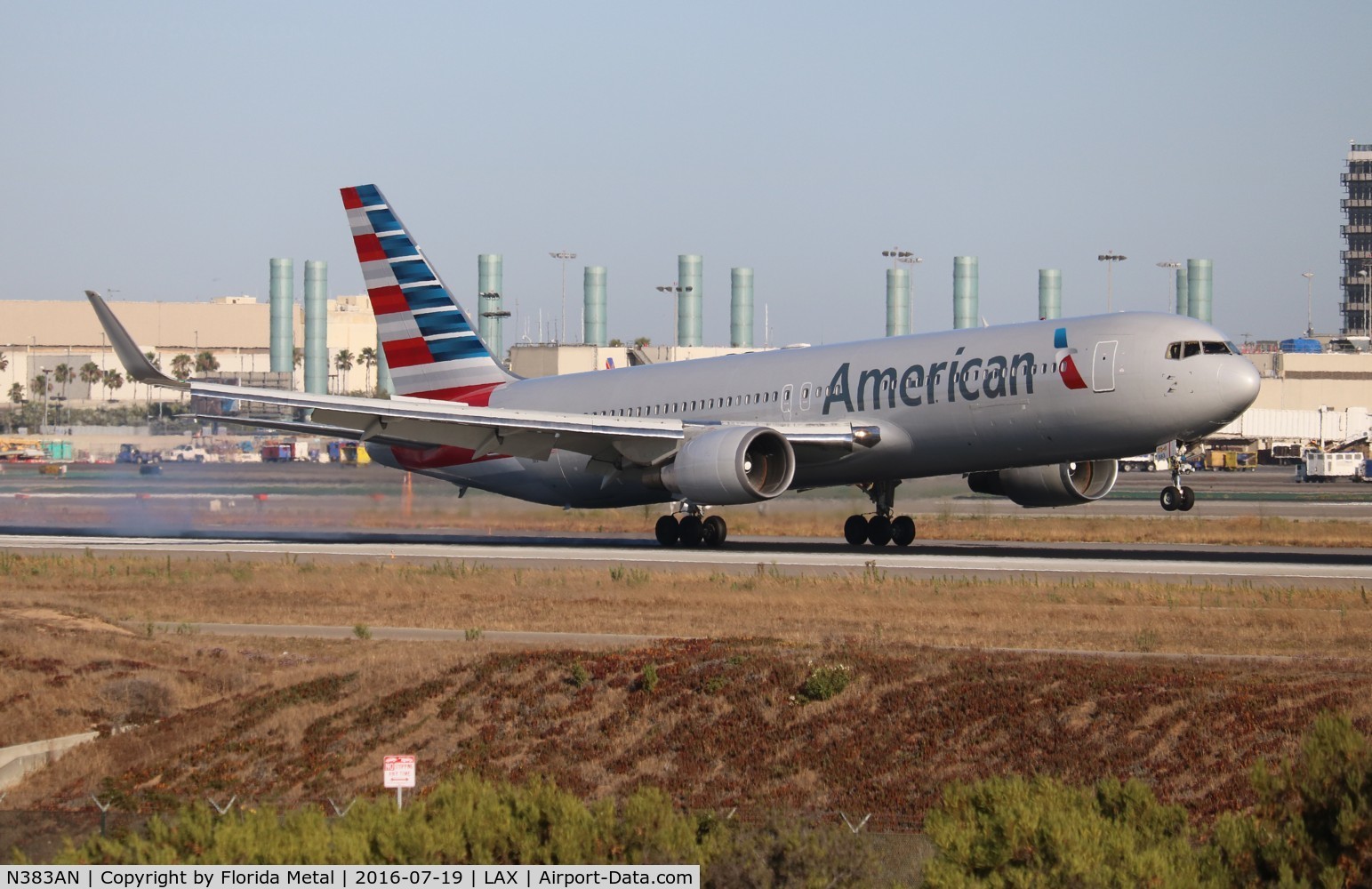 N383AN, 1993 Boeing 767-323 C/N 26995, American