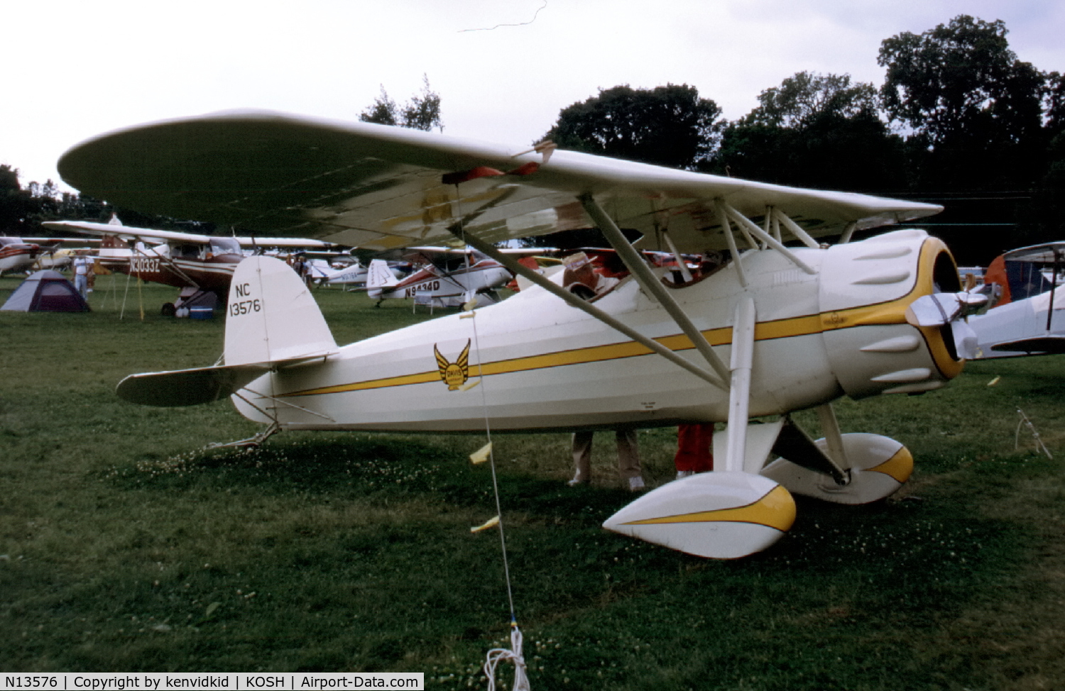 N13576, 1933 Davis D-1-W C/N 702, At Air Adventure 1993 Oshkosh.