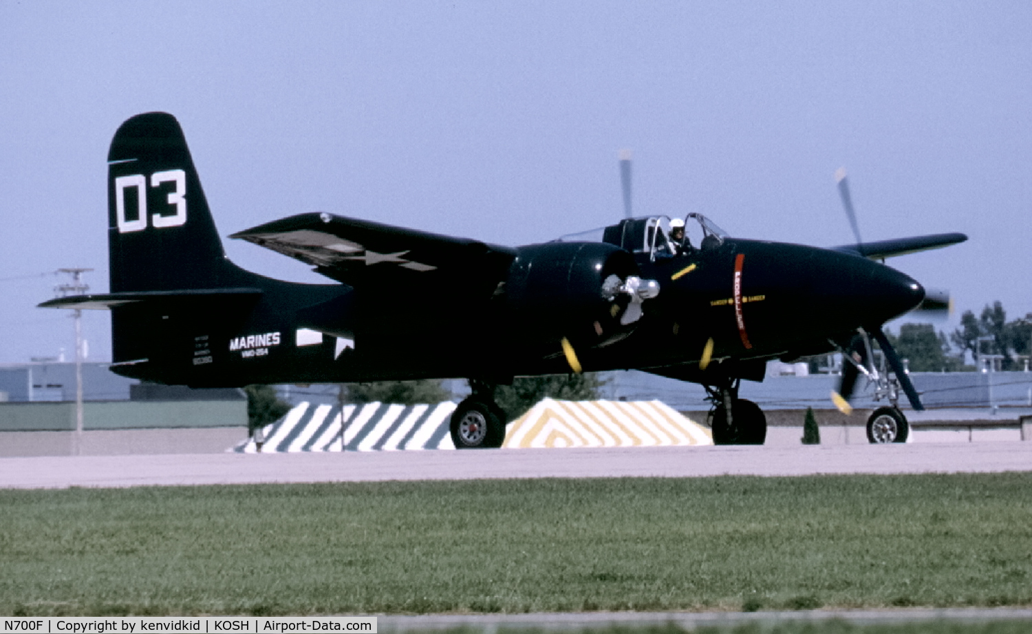 N700F, 1945 Grumman F7F-3 Tigercat C/N C.132, At Air Adventure 1993 Oshkosh.