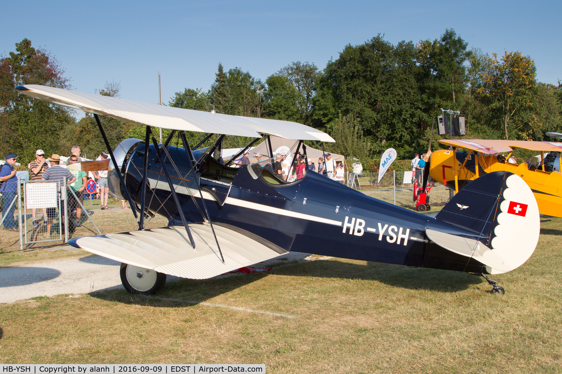HB-YSH, 2012 Hatz CB-1 Classic C/N 78, On the flightline at the 2016 Hahnweide Oldtimer Fliegertreffen