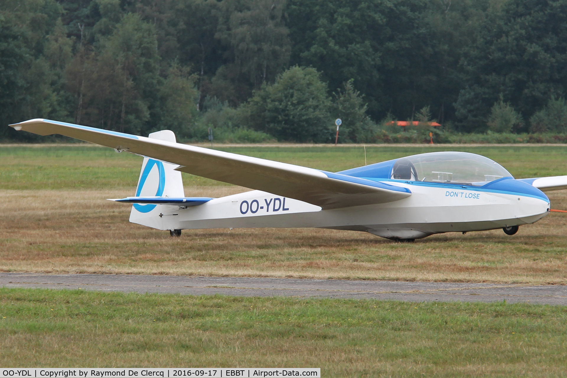 OO-YDL, 1976 Schleicher ASK-13 C/N 13540, Gliding club Brasschaat.