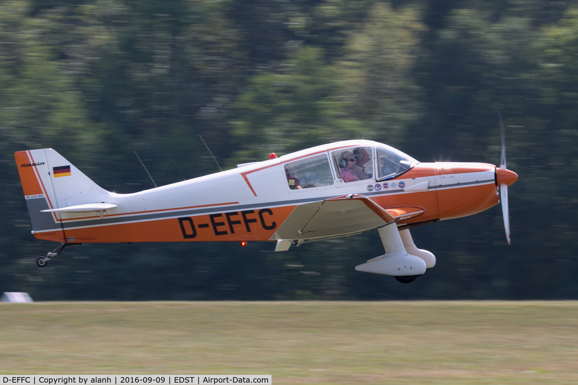 D-EFFC, 1966 Jodel Dr 250-160 Capitaine C/N 49, Arriving at the 2016 Hahnweide Oldtimer Fliegertreffen