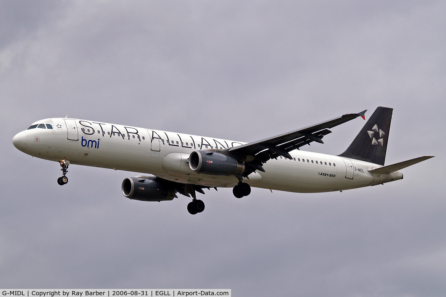 G-MIDL, 2000 Airbus A321-231 C/N 1174, Airbus A321-231 [1174]  (bmi British Midland) Heathrow~G 31/08/2006. On finals 27L.