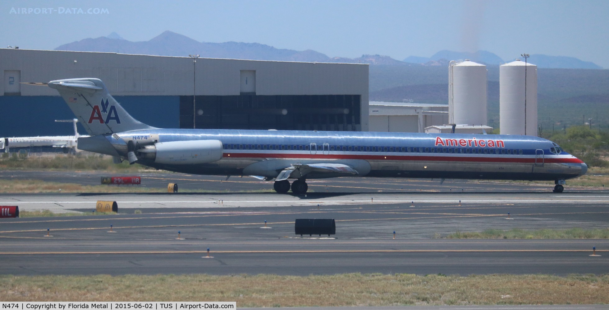N474, 1988 McDonnell Douglas MD-82 (DC-9-82) C/N 49649, American