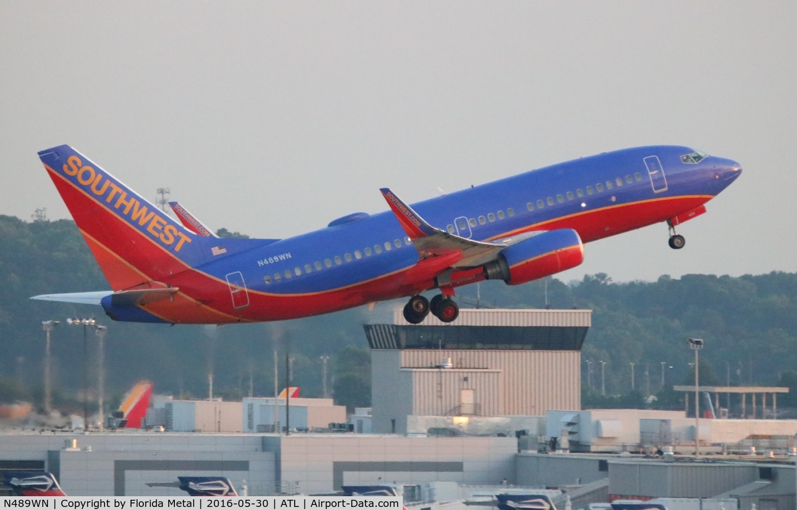 N489WN, 2004 Boeing 737-7H4 C/N 33855, Southwest