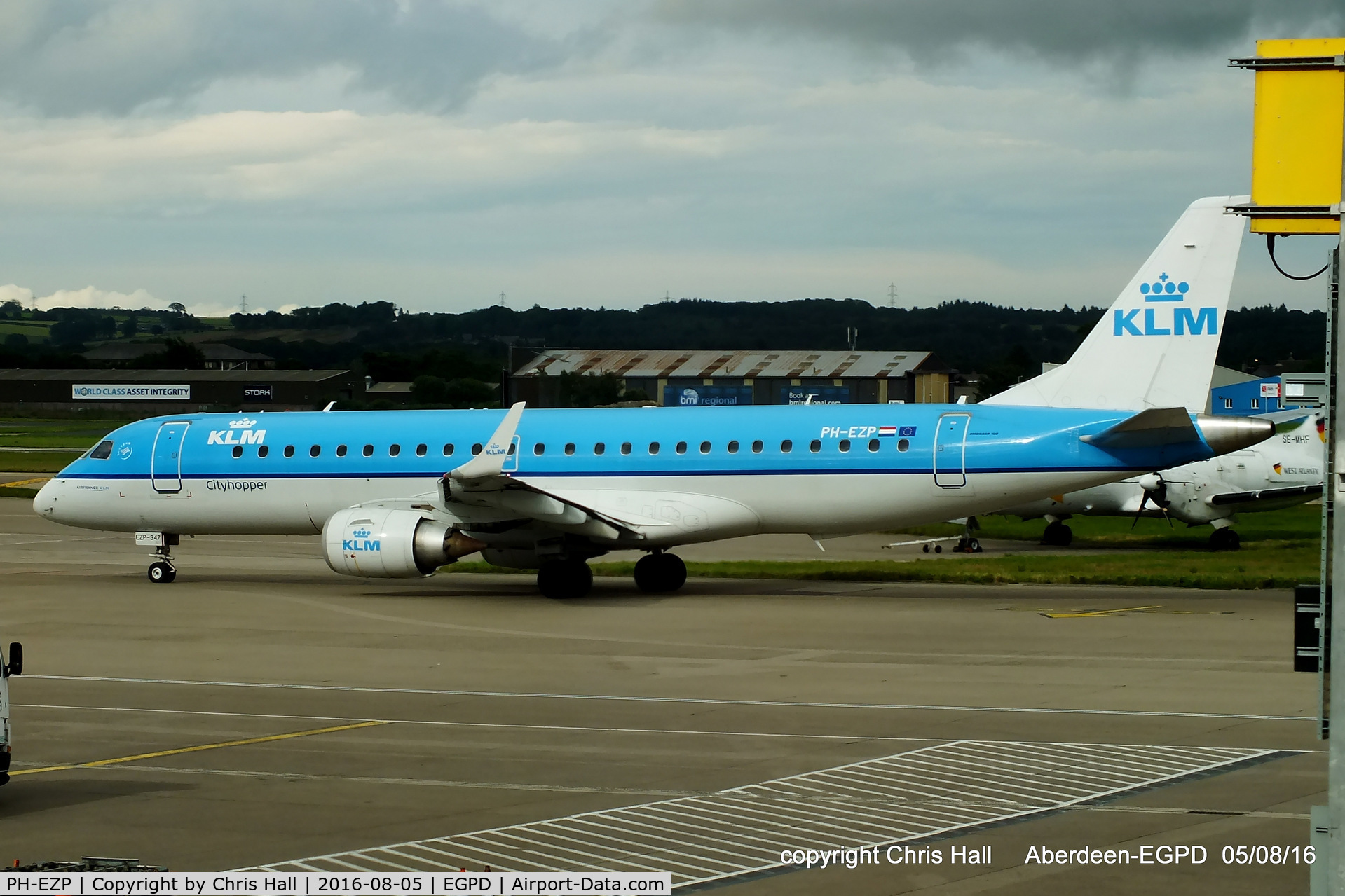 PH-EZP, 2010 Embraer 190LR (ERJ-190-100LR) C/N 19000347, KLM Cityhopper