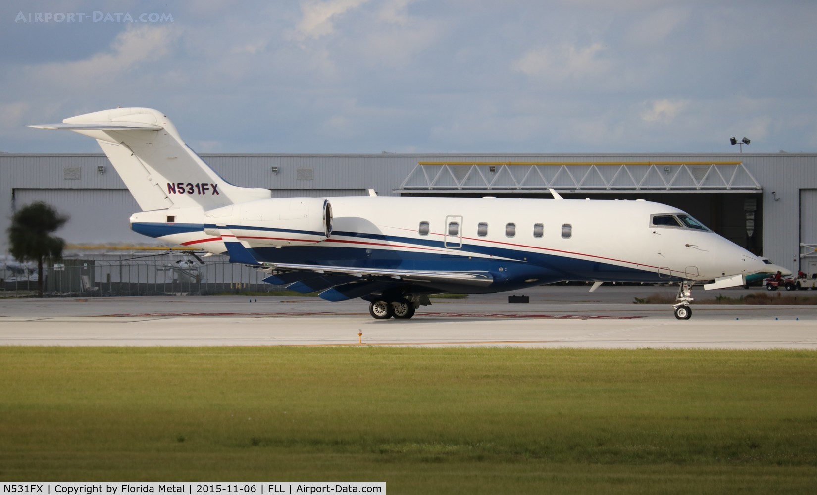 N531FX, 2007 Bombardier Challenger 300 (BD-100-1A10) C/N 20150, Flexjet