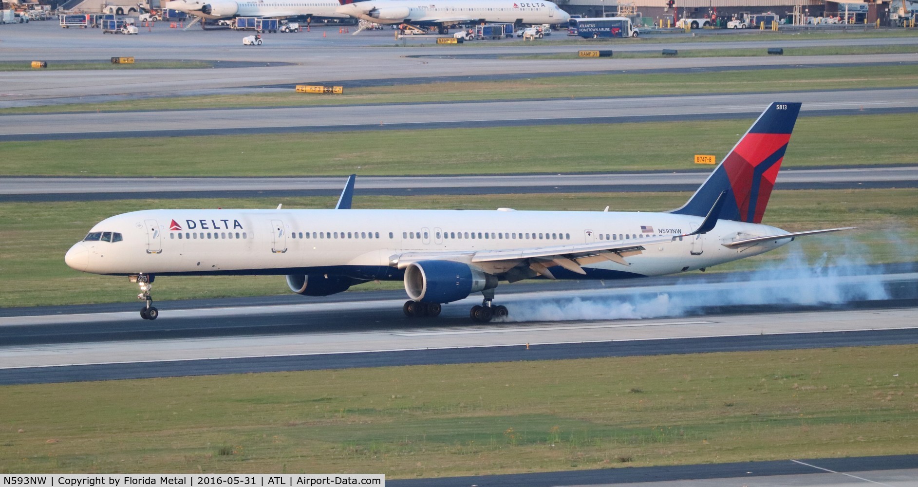 N593NW, 2003 Boeing 757-351 C/N 32993, Delta