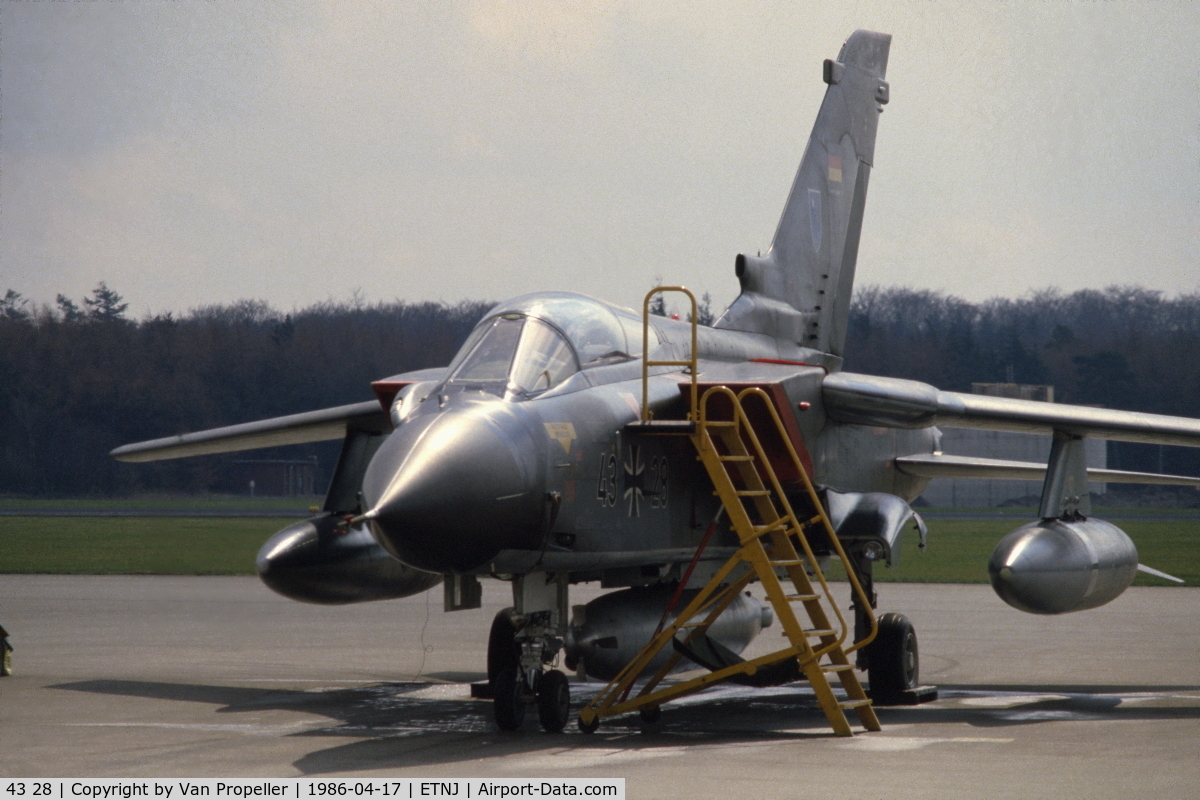 43 28, Panavia Tornado ECR C/N 072/GS011/4028, Panavia Tornado IDS of Luftwaffe JBG38 at Jever Air Base, Germany