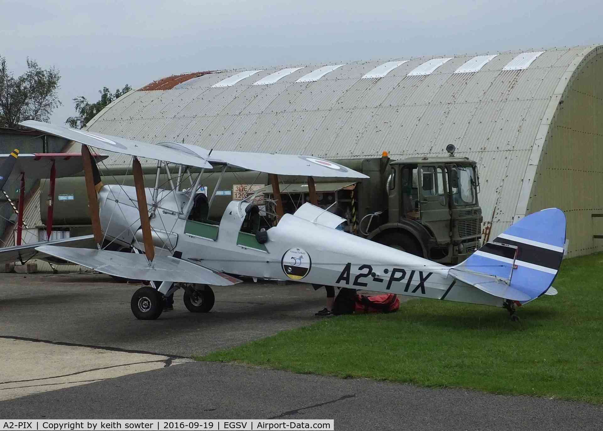 A2-PIX, De Havilland DH-82A Tiger Moth II C/N 86200 (OU/10/1975), Prparing for departure