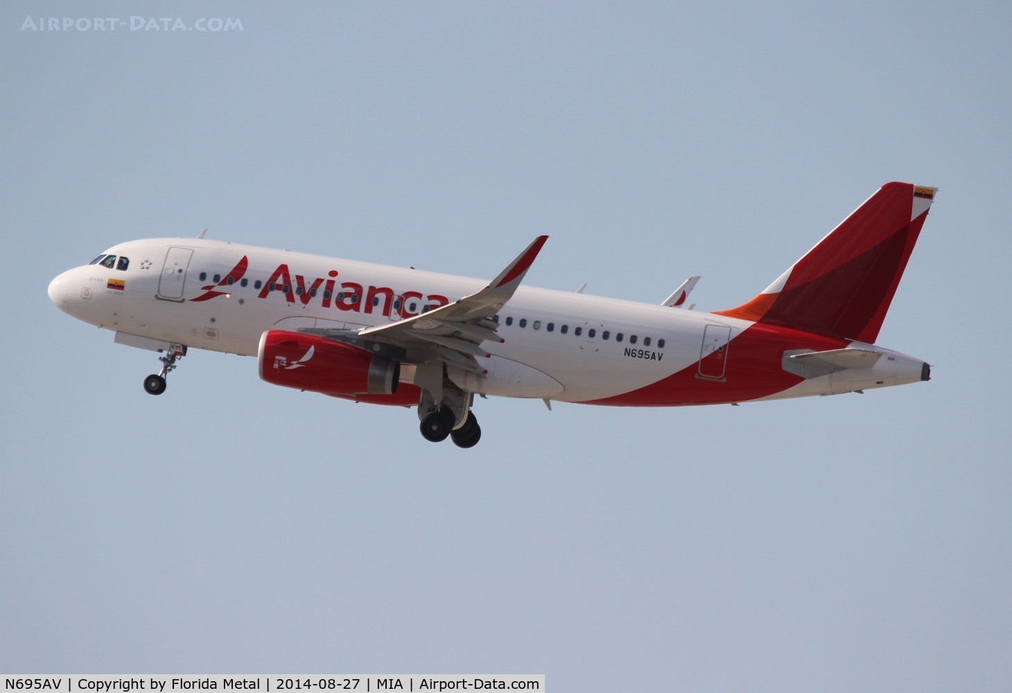 N695AV, 2014 Airbus A319-132 C/N 6099, Avianca