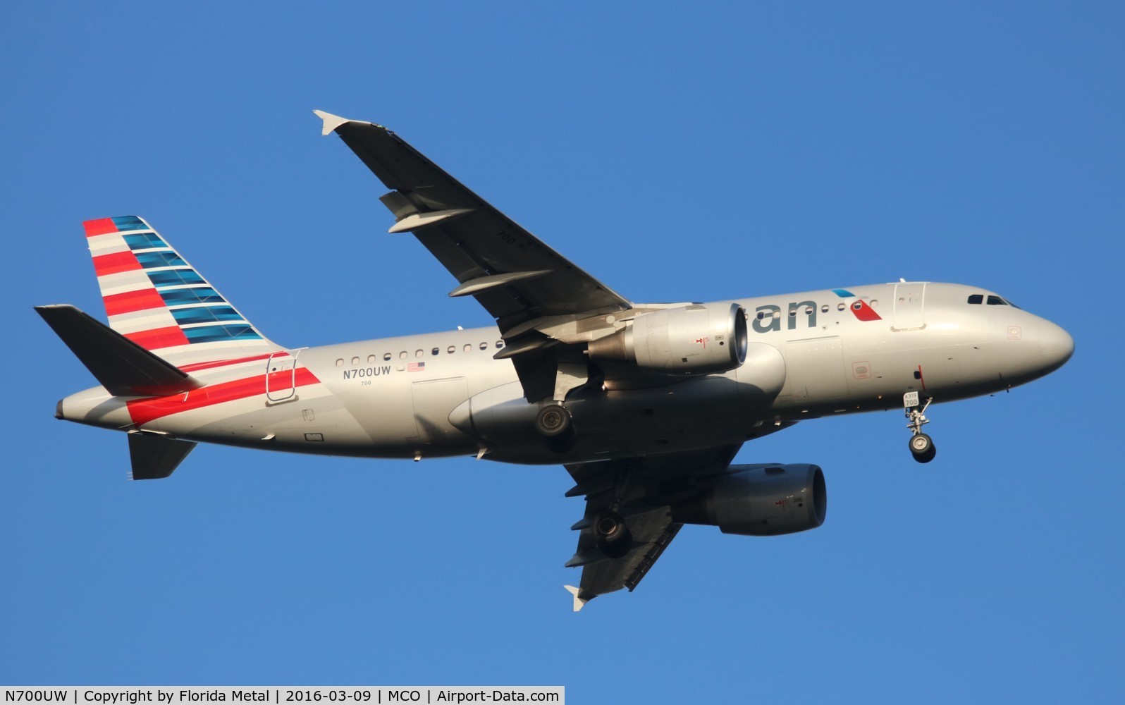 N700UW, 1998 Airbus A319-112 C/N 0885, American