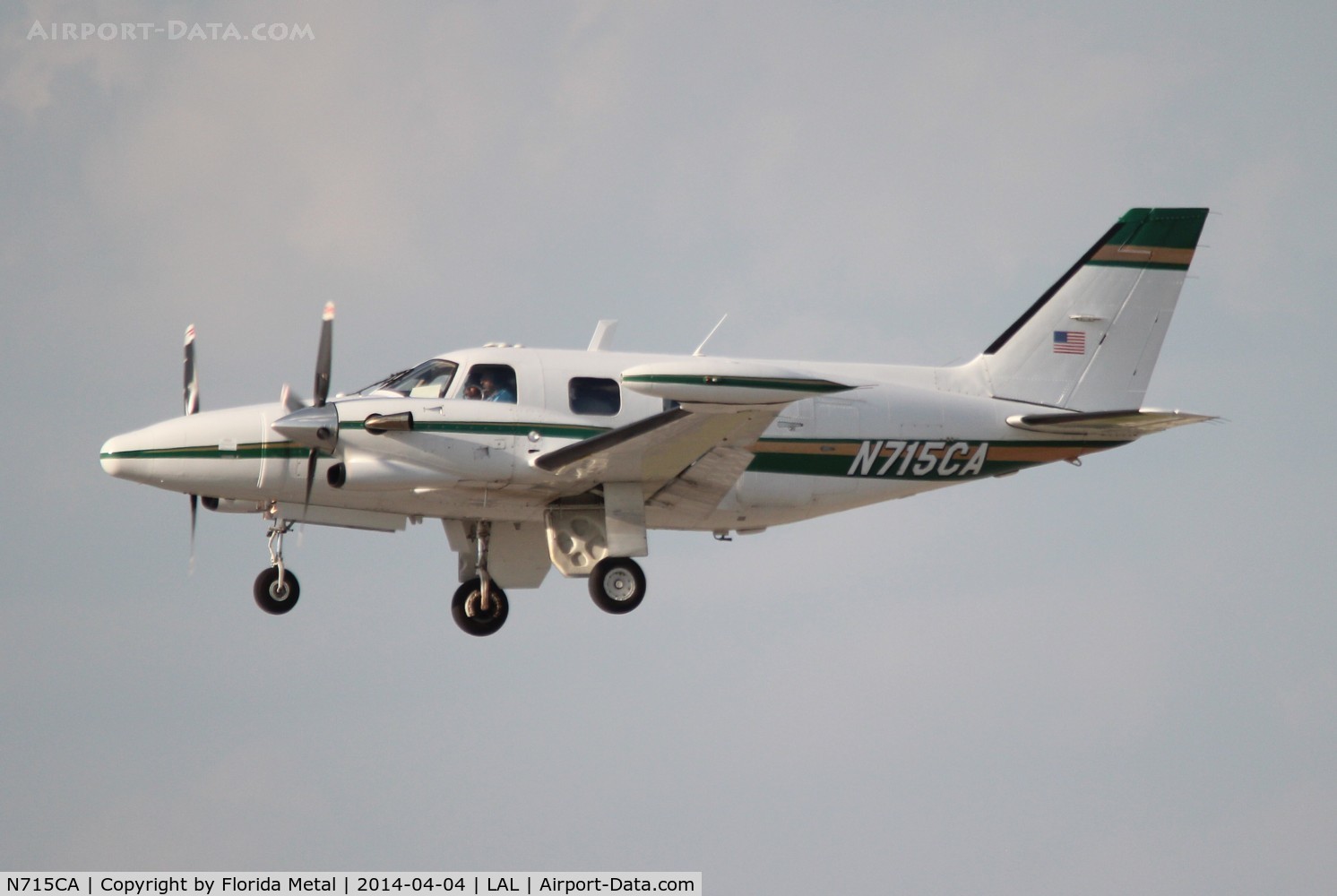 N715CA, Piper PA-31T C/N 31T-8120063, PA-31T