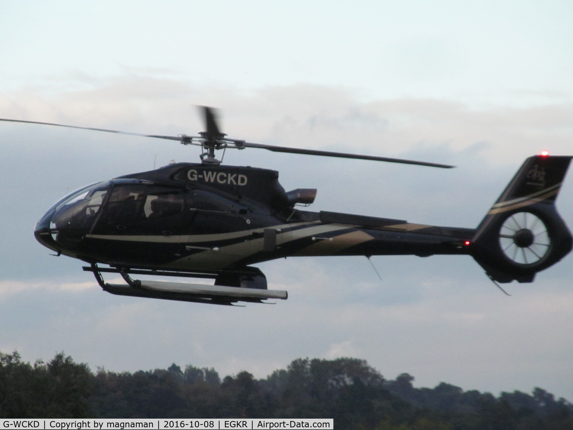G-WCKD, 2009 Eurocopter EC-130B-4 (AS-350B-4) C/N 4746, coming in to land