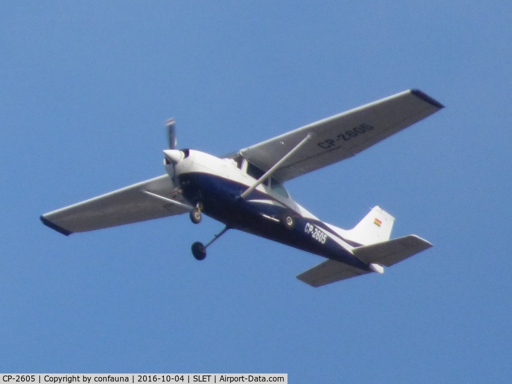 CP-2605, 1977 Cessna 172K Hawk XP Skyhawk C/N R1722139, Flying over Santa Cruz