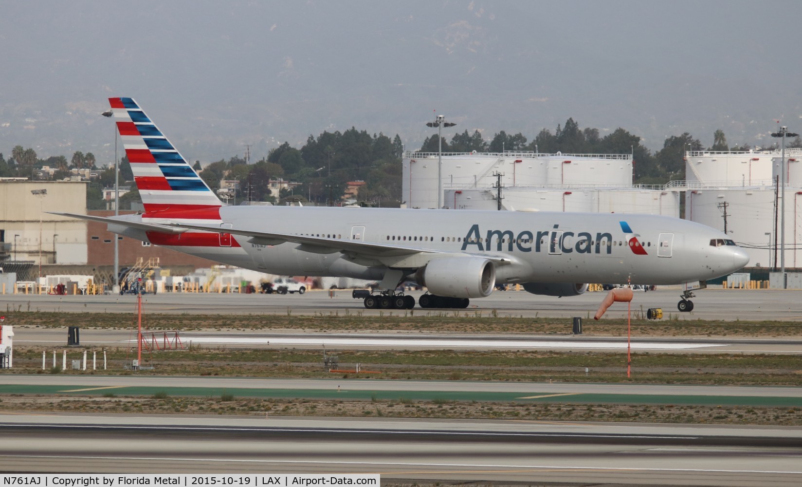 N761AJ, 2002 Boeing 777-223 C/N 31478, American