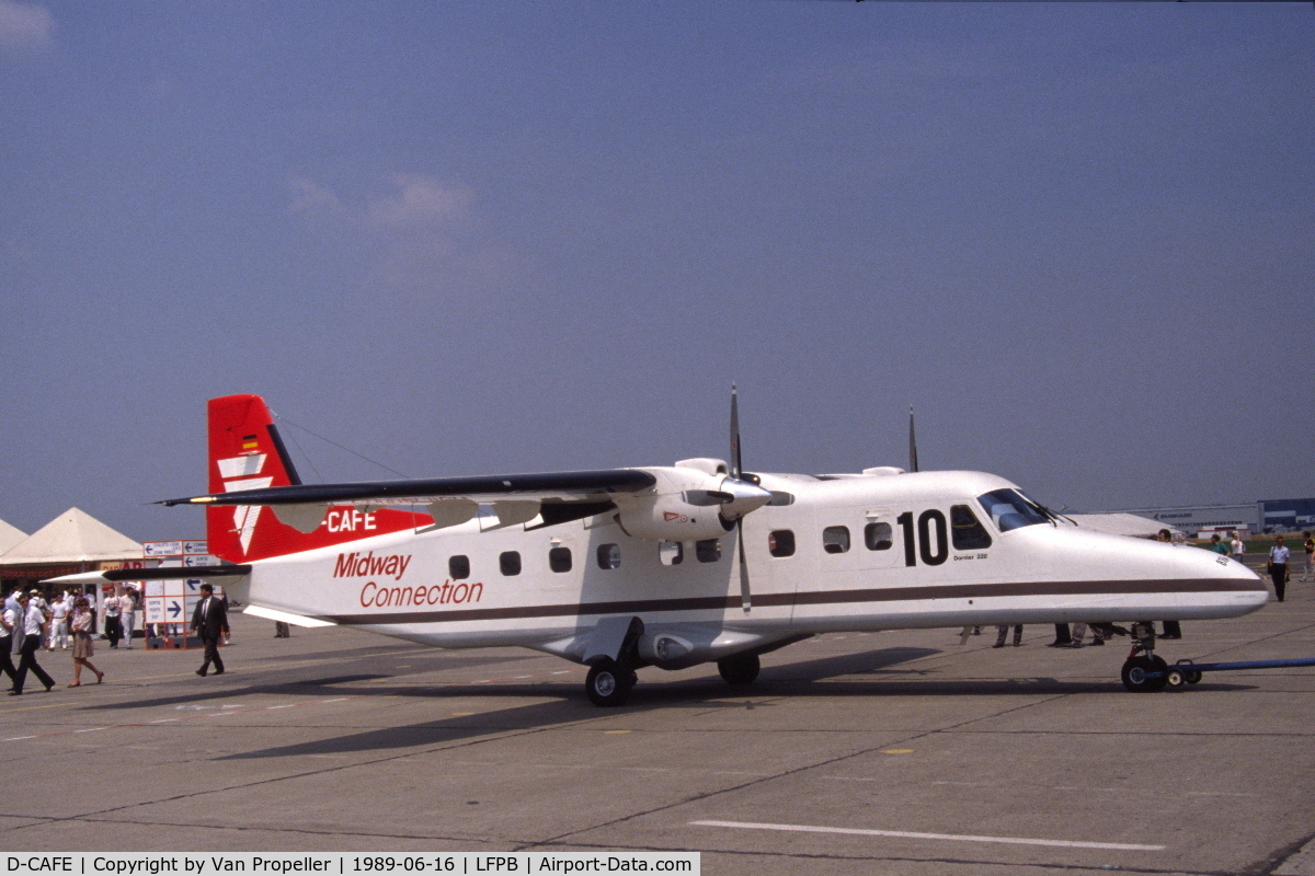 D-CAFE, 1989 Dornier 228-202K C/N 8164, Dornier Do228-202 in Midway Connection colours at Le Bourget, 1989